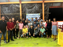 Mahasiswa dan Dosen Program Studi Magister Pendidikan Agama Kristen Melaksanakan Kegiatan Pengabdian kepada Masyarakat di GERMITA ELIM BITUNURIS, Kabupaten Kepulauan Talaud